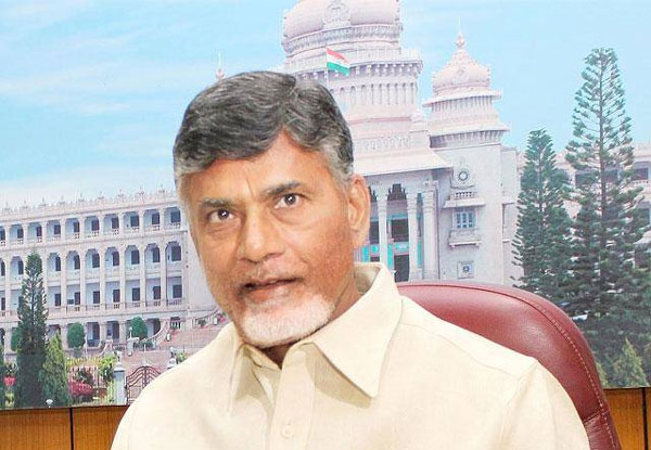 chandrababu naidu,tdp,employees,fear,nara chandrababu naidu,andhra pradesh cm,ys rajasekhar reddy  చంద్రబాబు..మీరు కూడా భయపడితే ఎలా?